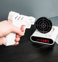 Đồng hồ báo thức hình Bia Bắn súng (Gun Alarm Clock)