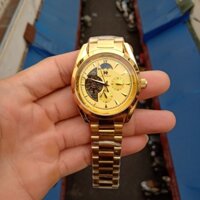 Đồng hồ cơ nam mặt tròn dây thép đặc.
