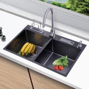 Đồng hồ Curren nam da vuông sang trọng CR006