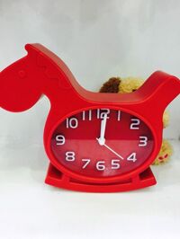 Đồng hồ để bàn con ngựa