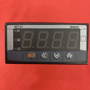 Đồng hồ đo điện áp AC Autonics MT4Y-AV-44