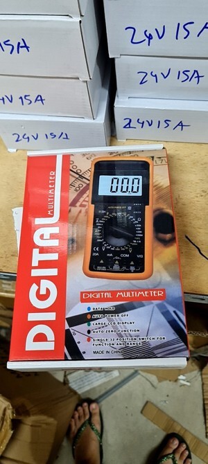 Đồng hồ đo vạn năng Digital Multimeter DT9205