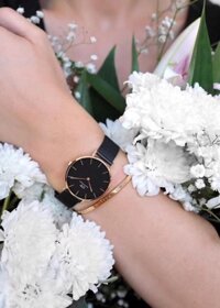 Đồng hồ Dw petite- Daniel Wellington nữ 32mm tặng cuff- Hàng chính hãng