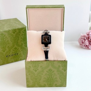 Đồng hồ Gucci YA130402