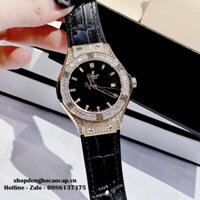 Đồng Hồ Hublot Classic Fusion Nữ Dây Da Silicon Đen Vỏ Vàng 34mm Đính Đá