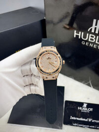 Đồng hồ Hublot Classic Fusion nữ dây cao su đen đính full đá fake cao cấp 34mm