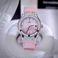 Đồng hồ Hublot Fake cao cấp nữ đính đá mặt xà cừ hồng máy cơ Nhật Automatic 34mm