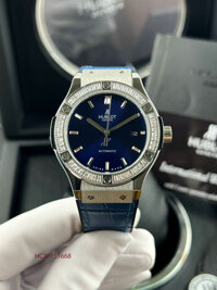 Đồng hồ Hublot nam Máy cơ đính đá dây cao su bọc da xanh viền đá
