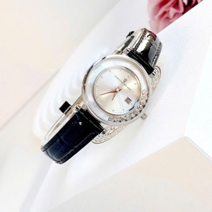 Đồng hồ kim 3810 Royal Crown