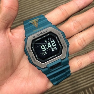 Đồng hồ nam Casio G-Shock GBX-100