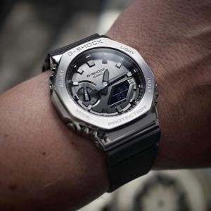 Đồng hồ nam Casio G-Shock GM-2100