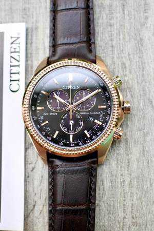 Đồng hồ nam Citizen BL5562-18E