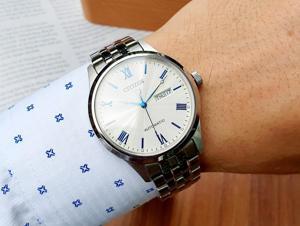 Đồng hồ nam Citizen NH7501