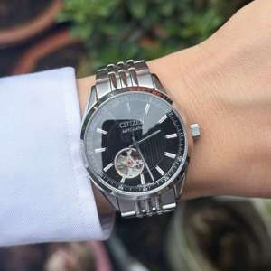 Đồng hồ nam Citizen NH9110-81L