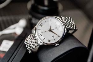 Đồng hồ nam Tissot T063.610.11.038.00 - dây kim loại