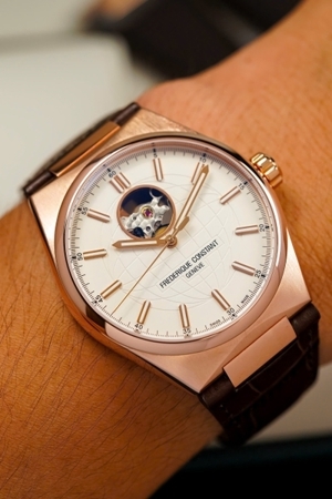 Đồng hồ nam Frederique Constant FC-310V4NH4