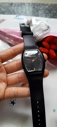 Đồng hồ nam mặt chữ nhật dây cao su second hand si nhật đã qua sử dụng