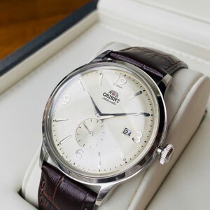Đồng hồ nam Orient RA-AP0003S10B