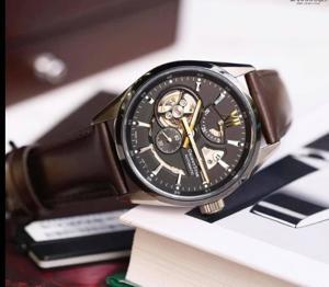 Đồng hồ nam Orient RE-AV0115B00B