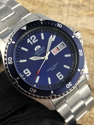 Đồng hồ nam Orient SAA02002D3