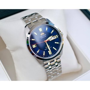Đồng hồ nam Orient SAB0C002D8