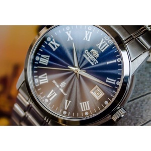 Đồng hồ nam Orient SER1T002D0
