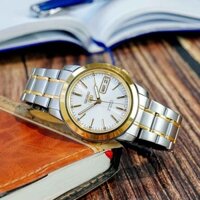 Đồng hồ nam Seiko Automatic SNKE54K1 demigold sang trọng cho ae cổ tay nhỏ trải nghiệm bộ máy cơ mượt mà ổn định.