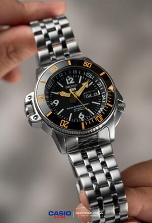 Đồng hồ nam Seiko SKZ211K1