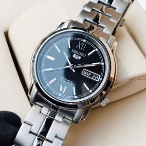 Đồng hồ nam Seiko SNKK81K1