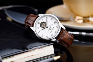 Đồng hồ nam Tissot Locle Powermatic 80 T006.407.16.033.01
