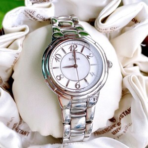 Đồng hồ nữ Bulova 96L169