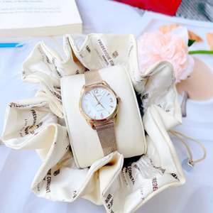 Đồng hồ nữ Citizen EM0683-04D