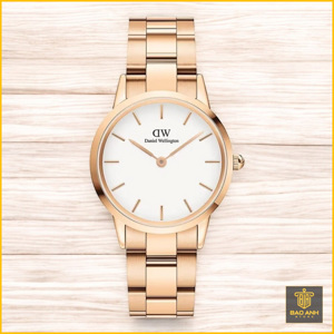 Đồng hồ nữ Daniel Wellington DW00100211