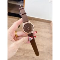 Đồng hồ nữ , đồng hồ guou quai da màu nâu tây lạ độc , sáng tay , thời thượng ( ành và video chụp thật)