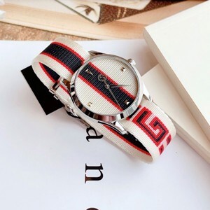 Đồng hồ nữ Gucci YA1264071