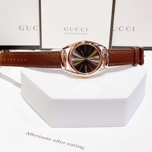 Đồng hồ nữ Gucci YA140408