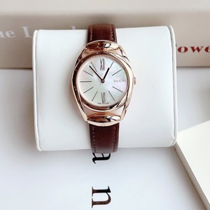 Đồng hồ nữ Gucci YA140507