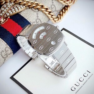 Đồng hồ nữ Gucci YA157401