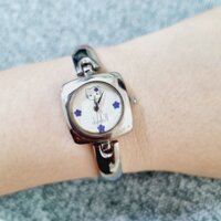 Đồng hồ nữ lắc Kitt y
