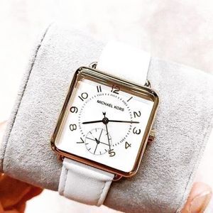 Đồng hồ nữ Michael Kors Mk2677