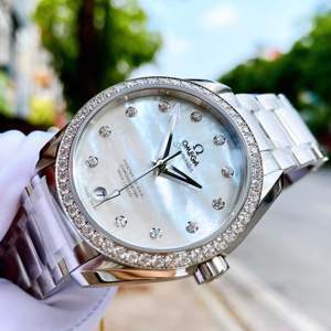 Đồng hồ nữ Omega Seamaster Diamond 231.15.39.21.55.001