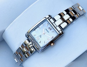 Đồng hồ nữ Orient FUBUL001W0