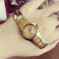 Đồng Hồ Nữ Rado Dây Đá Không Lịch Ngày