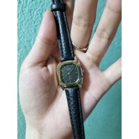 đồng hồ nữ rado thụy sỹ vỏ đá (hàng si)