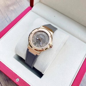 Đồng hồ nữ Salvatore Ferragamo FIG060015