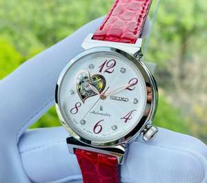 Đồng hồ nữ Seiko Lukia SSVM023