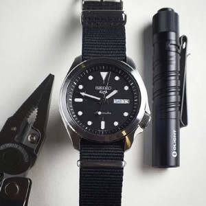Đồng hồ nữ Seiko SRPE67K1