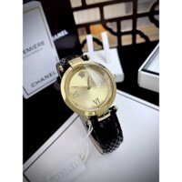 Đồng Hồ Nữ Versace Mặt Tròn Dây Da Máy Quartz (Pin) Thuy Kính Sapphire Dây Da Đen Mặt Gold Siz 35mm