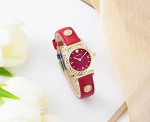 Đồng hồ nữ Versace VEAA00318