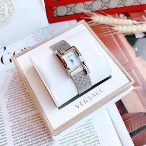 Đồng hồ nữ Versace VELU00519